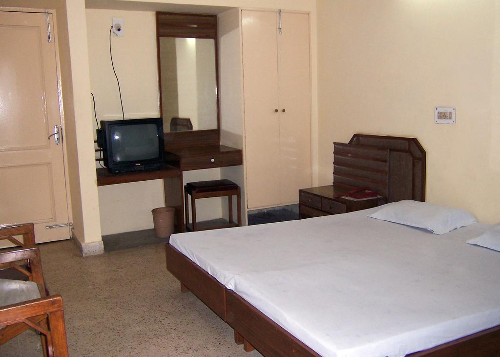 Hotel Mansarover International Харидвар Номер фото