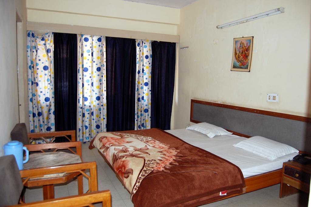 Hotel Mansarover International Харидвар Номер фото